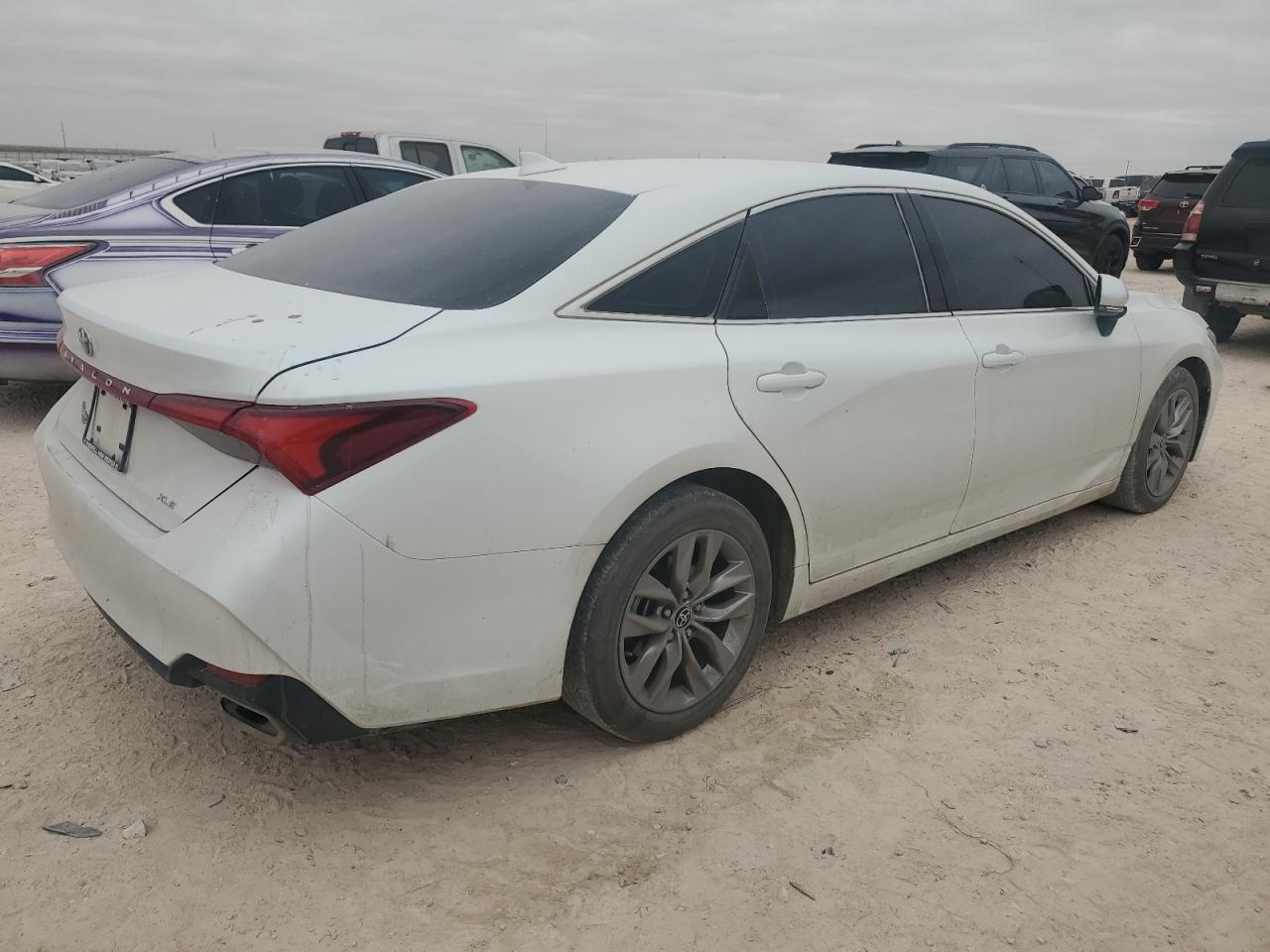 Lot #2996271391 2022 TOYOTA AVALON XLE