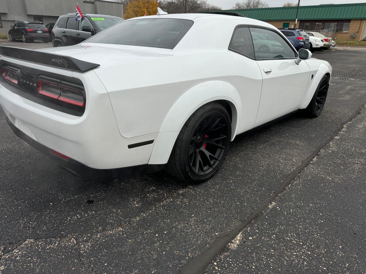 Lot #2991213106 2016 DODGE CHALLENGER