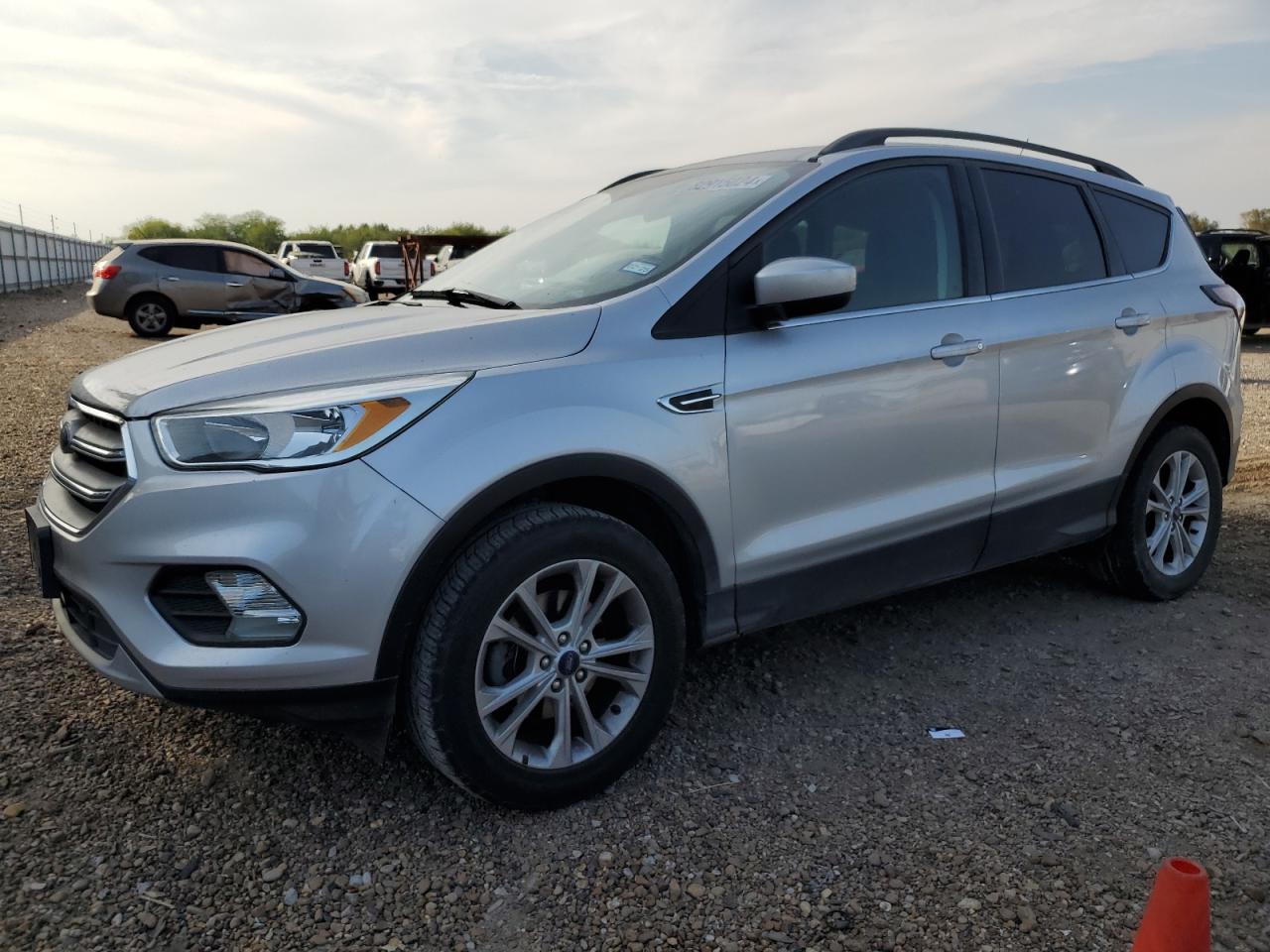  Salvage Ford Escape