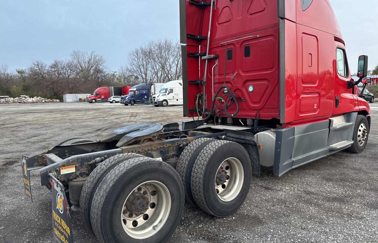 Lot #2995762517 2016 FREIGHTLINER CASCADIA 1