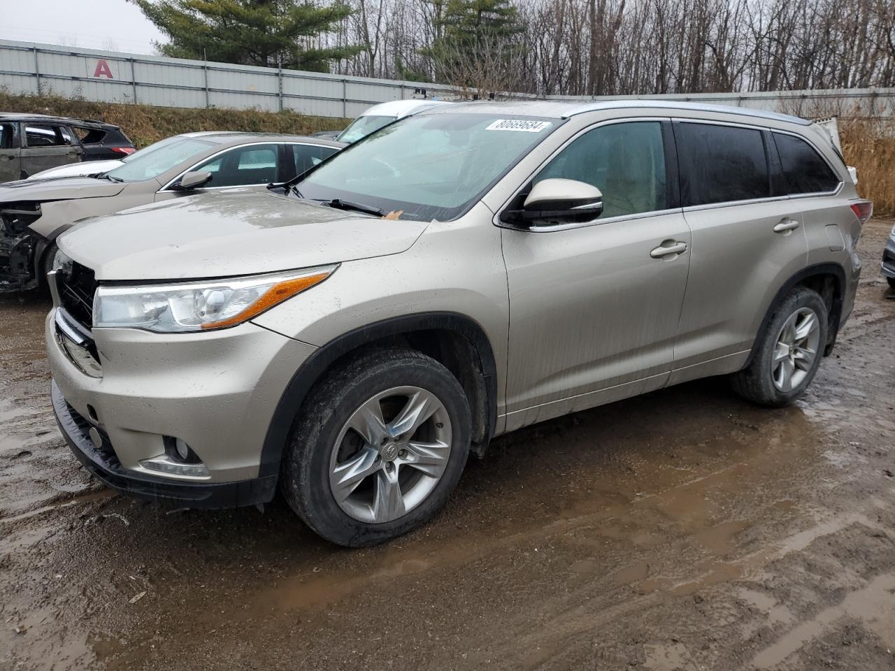 Lot #2993803153 2015 TOYOTA HIGHLANDER