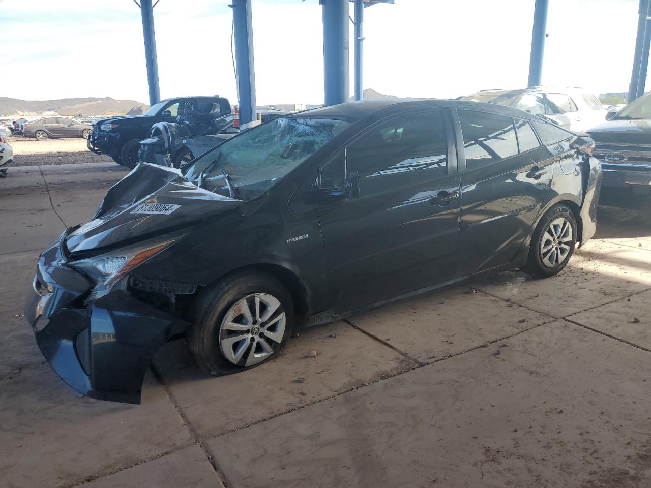  Salvage Toyota Prius