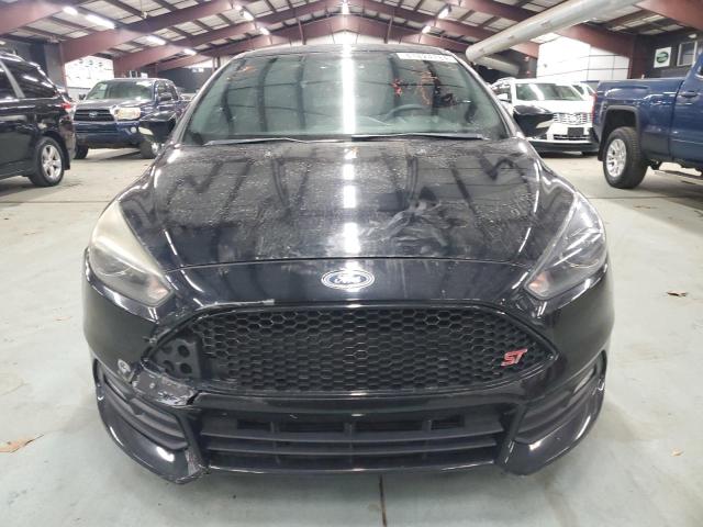 VIN 1FADP3L9XHL250872 2017 Ford Focus, ST no.5