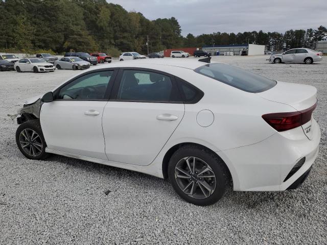 VIN 3KPF24AD0PE613556 2023 KIA FORTE no.2