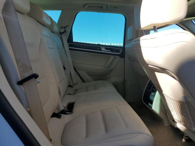 2017 VOLKSWAGEN TOUAREG EX WVGGF7BP4HD005542