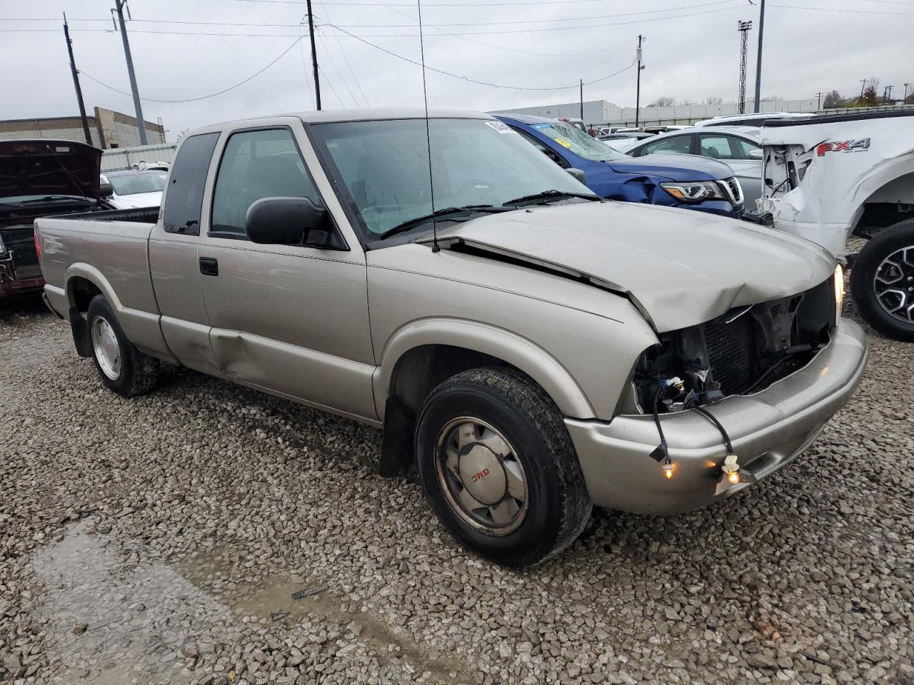 Lot #2988935587 2002 GMC SONOMA