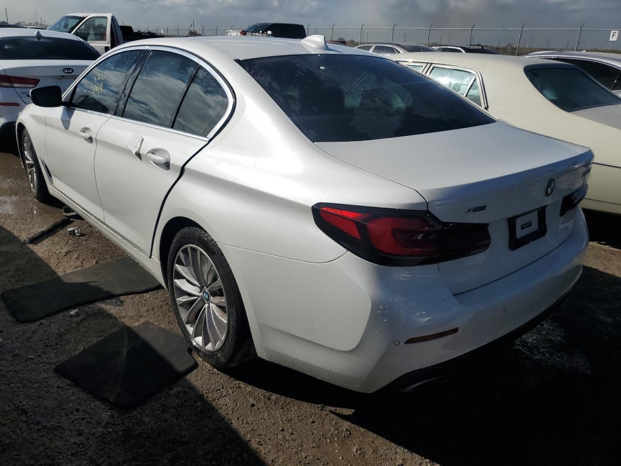 Lot #2947861177 2021 BMW 530 XI