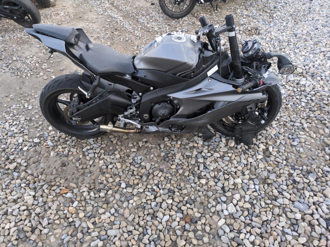 Lot #3028852105 2019 YAMAHA YZFR6