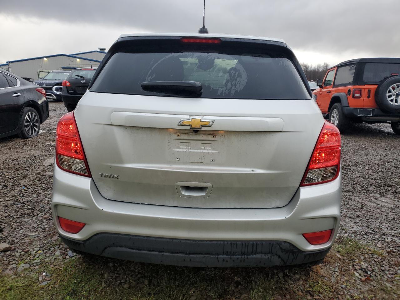 Lot #3034281111 2021 CHEVROLET TRAX LS