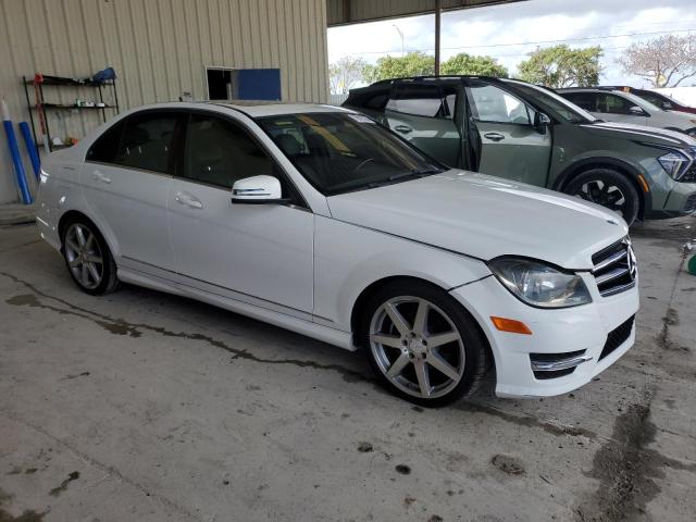 VIN WDDGF4HB3EG230470 2014 Mercedes-Benz C-Class, 250 no.4