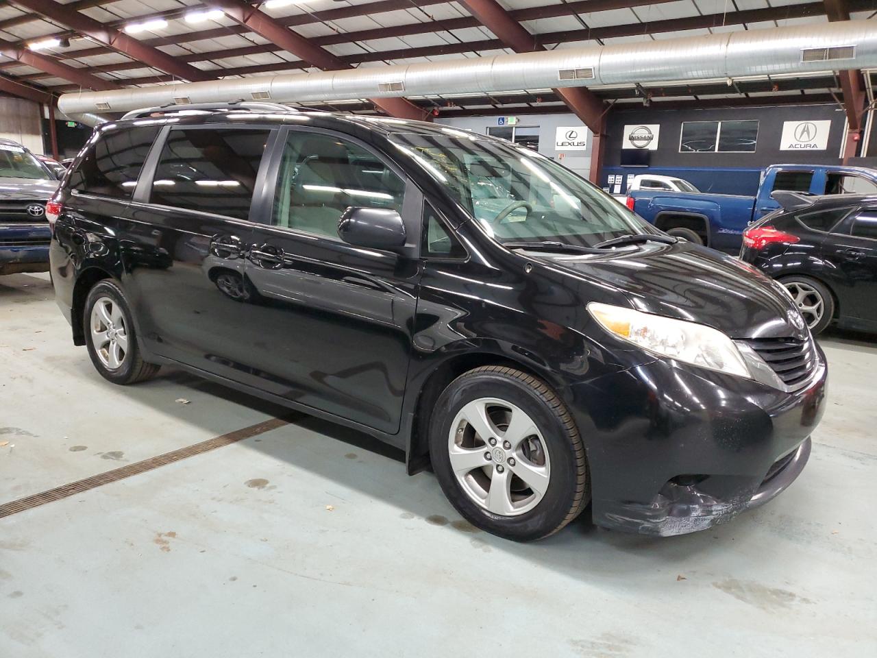 Lot #2991764530 2011 TOYOTA SIENNA LE