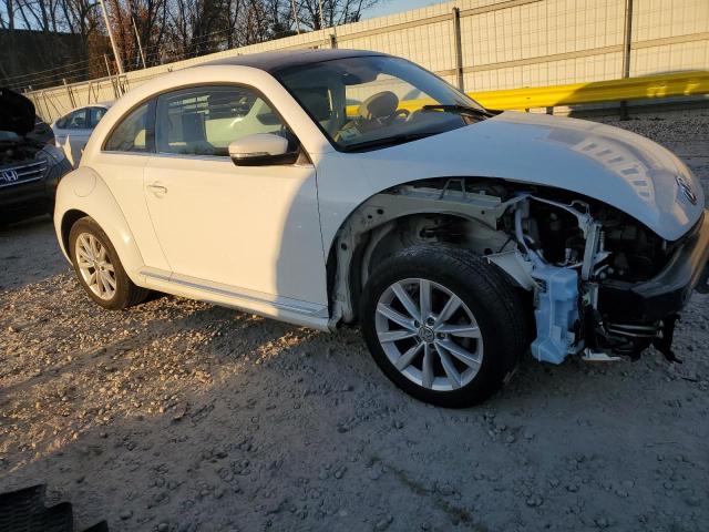 2019 VOLKSWAGEN BEETLE SE - 3VWJD7AT2KM720701