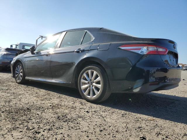 TOYOTA CAMRY L 2018 blue  gas 4T1B11HK6JU529153 photo #3