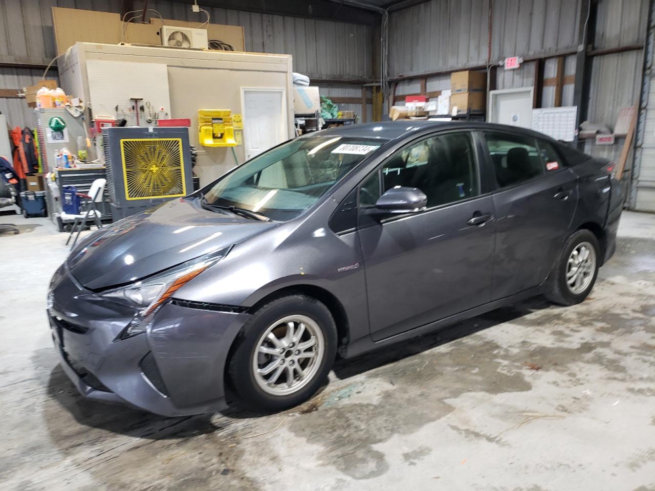  Salvage Toyota Prius