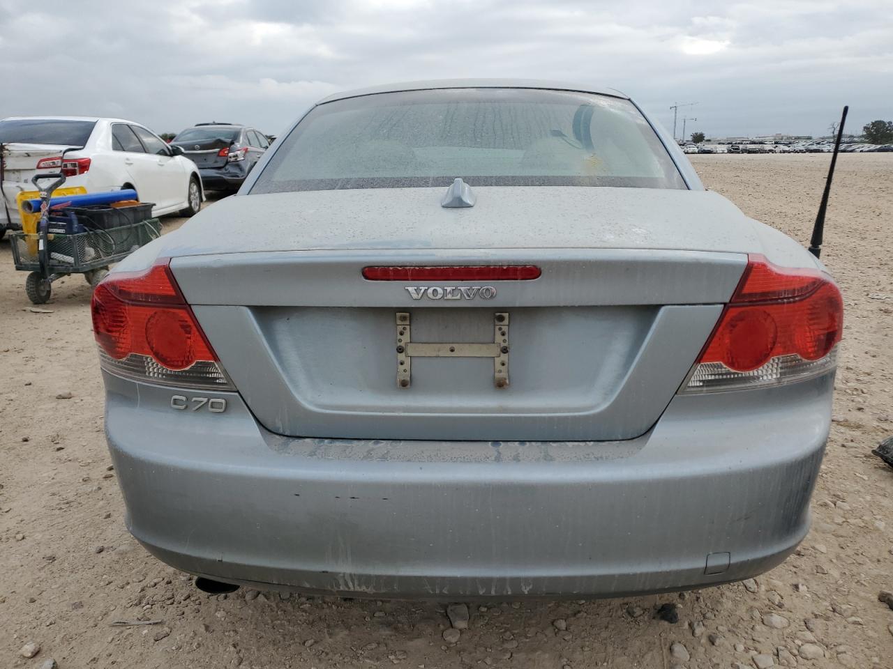 Lot #3038035213 2008 VOLVO C70 T5