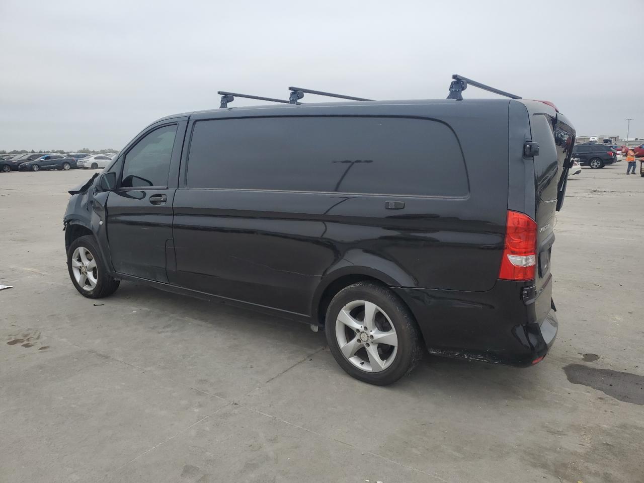 Lot #3024710630 2018 MERCEDES-BENZ METRIS