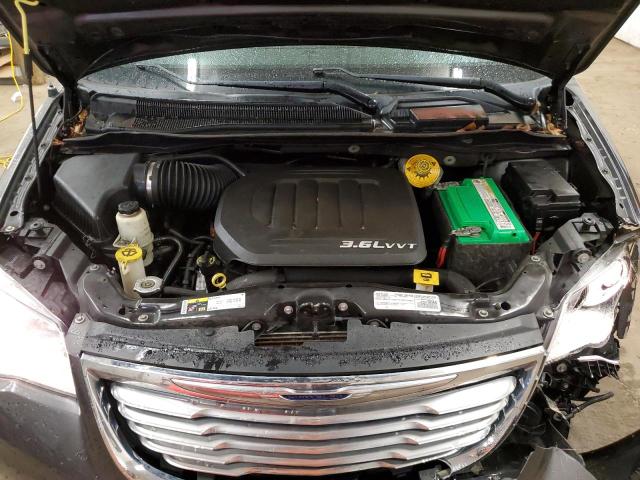 2016 CHRYSLER TOWN & COU - 2C4RC1BG4GR229201