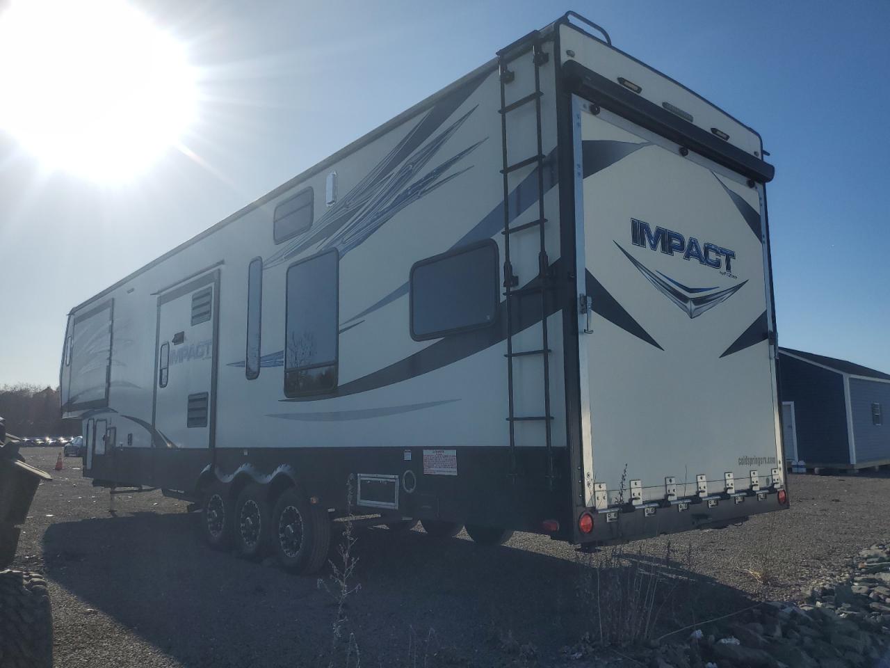 Lot #3025210639 2015 KEYSTONE CAMPER