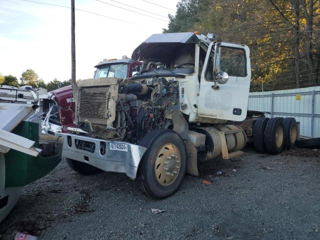 MACK 600 CHU600 2012 white tractor diesel 1M1AN07Y2CM009457 photo #3