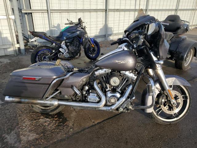 HARLEY-DAVIDSON FLHXS STRE 2015 silver  gas 1HD1KRM17FB685938 photo #1