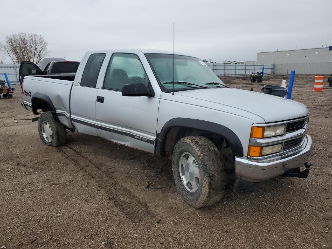 Lot #2986386191 1997 CHEVROLET GMT-400 K1