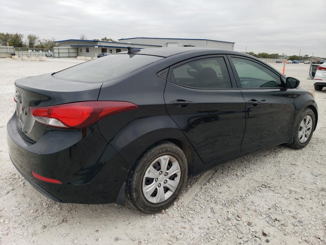 Lot #3008735124 2016 HYUNDAI ELANTRA SE