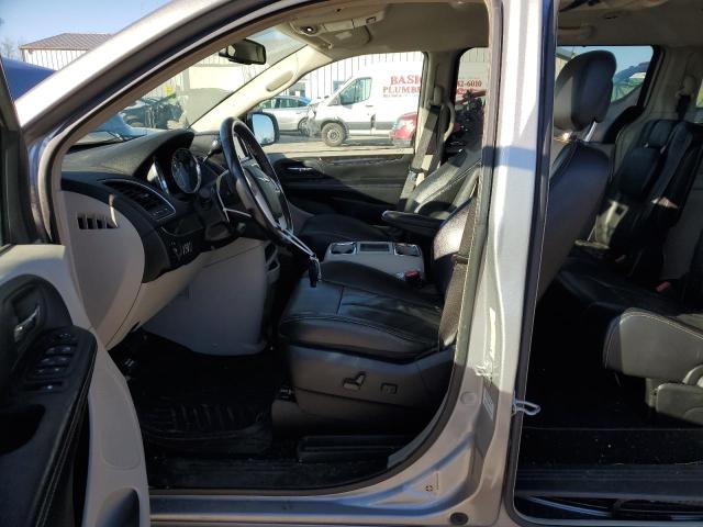 2015 CHRYSLER TOWN & COU - 2C4RC1BG3FR562228