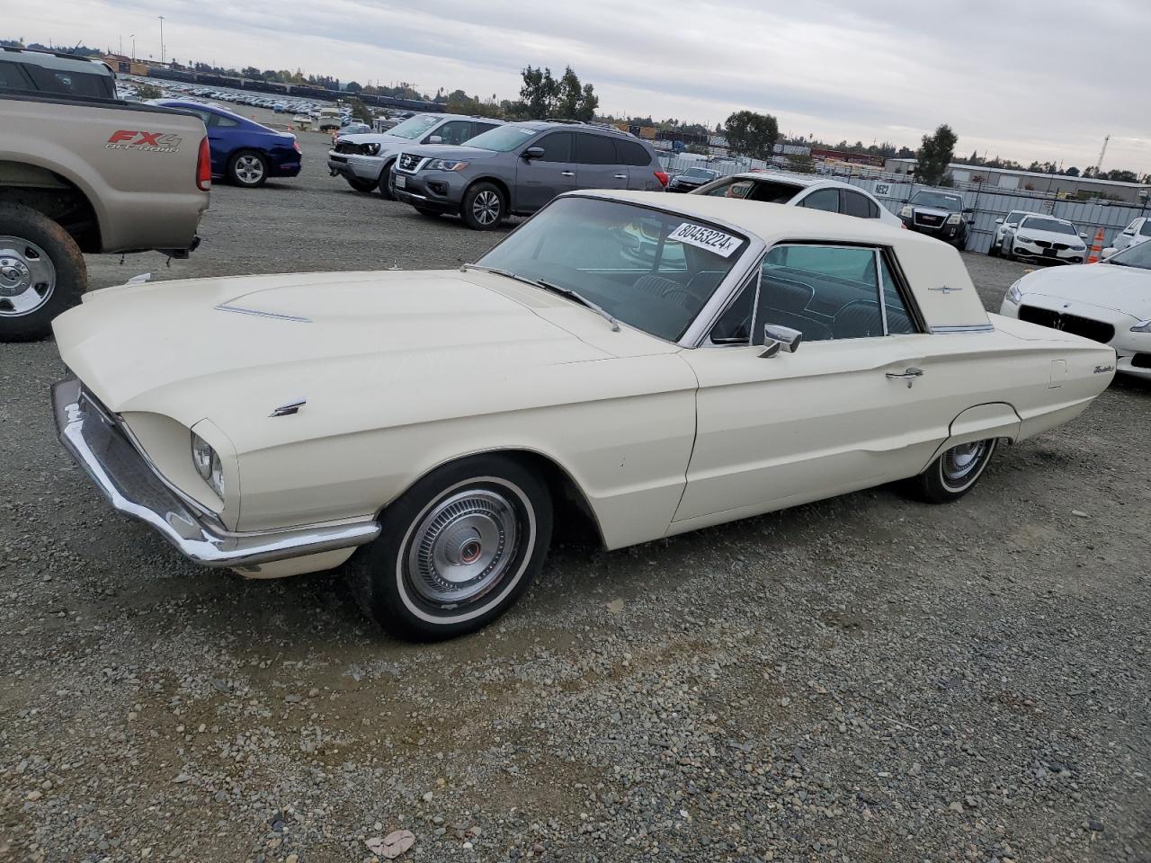  Salvage Ford Thunderbird