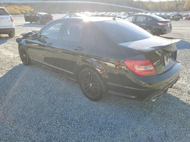 VIN WDDGF8AB2DR251055 2013 MERCEDES-BENZ C-CLASS no.2