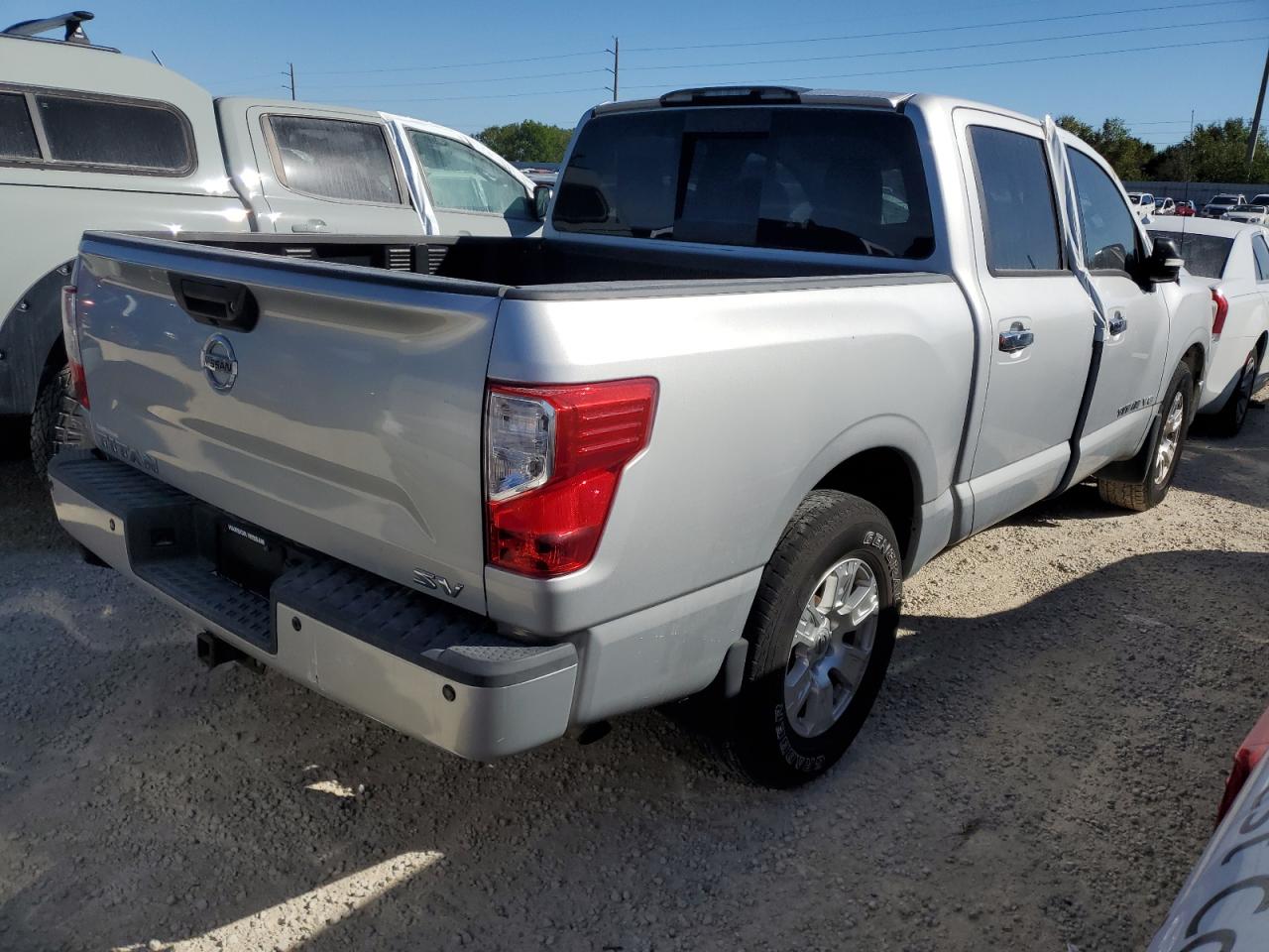 Lot #3028652299 2018 NISSAN TITAN SV