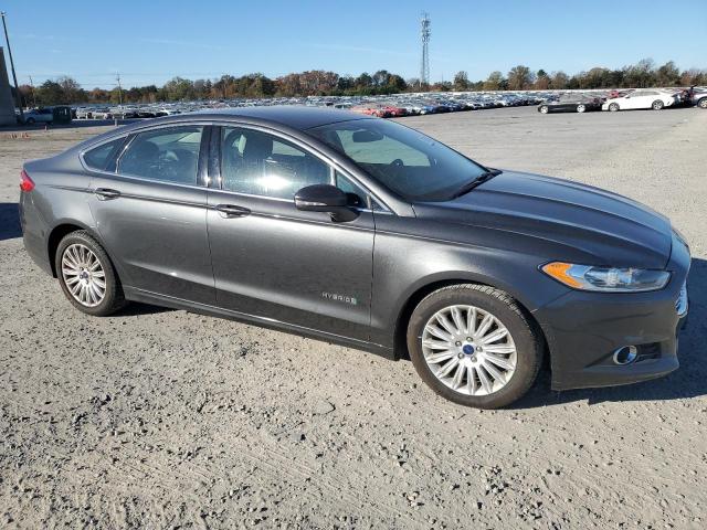 VIN 3FA6P0LUXFR157733 2015 Ford Fusion, Se Hybrid no.4