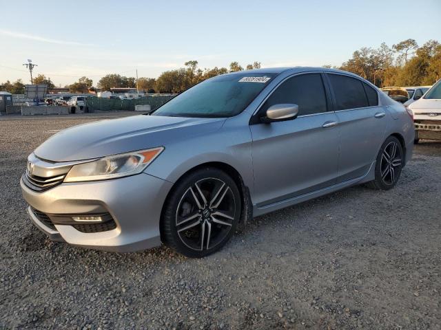 VIN 1HGCR2F19HA208836 2017 HONDA ACCORD no.1