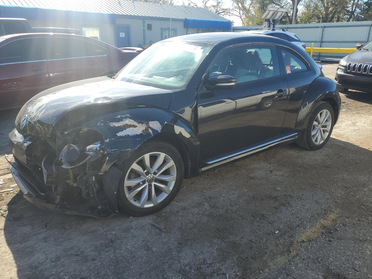 Lot #2996601693 2017 VOLKSWAGEN BEETLE 1.8