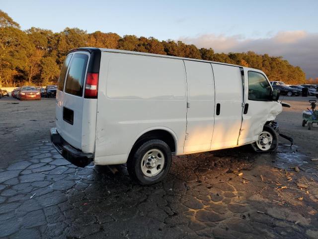 VIN 1GCWGAFF2H1109072 2017 CHEVROLET EXPRESS no.3