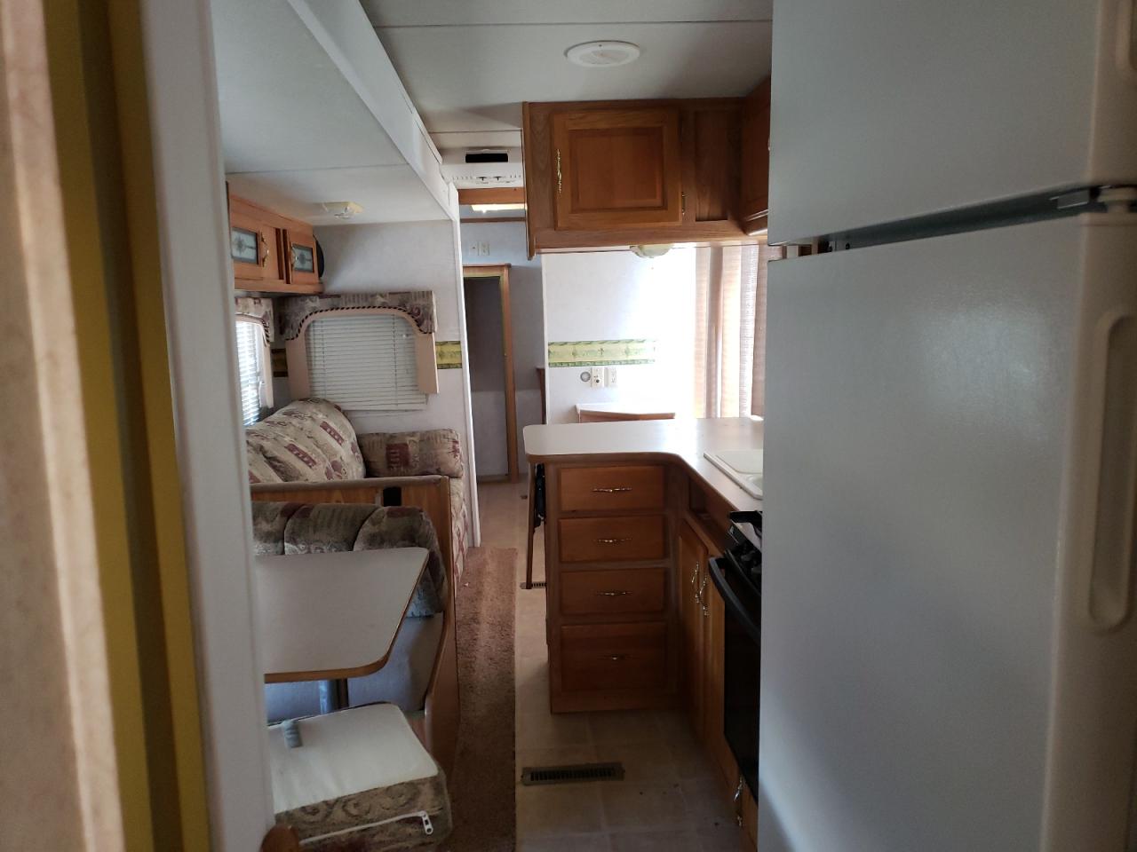 Lot #3028586931 2002 FOUR RV