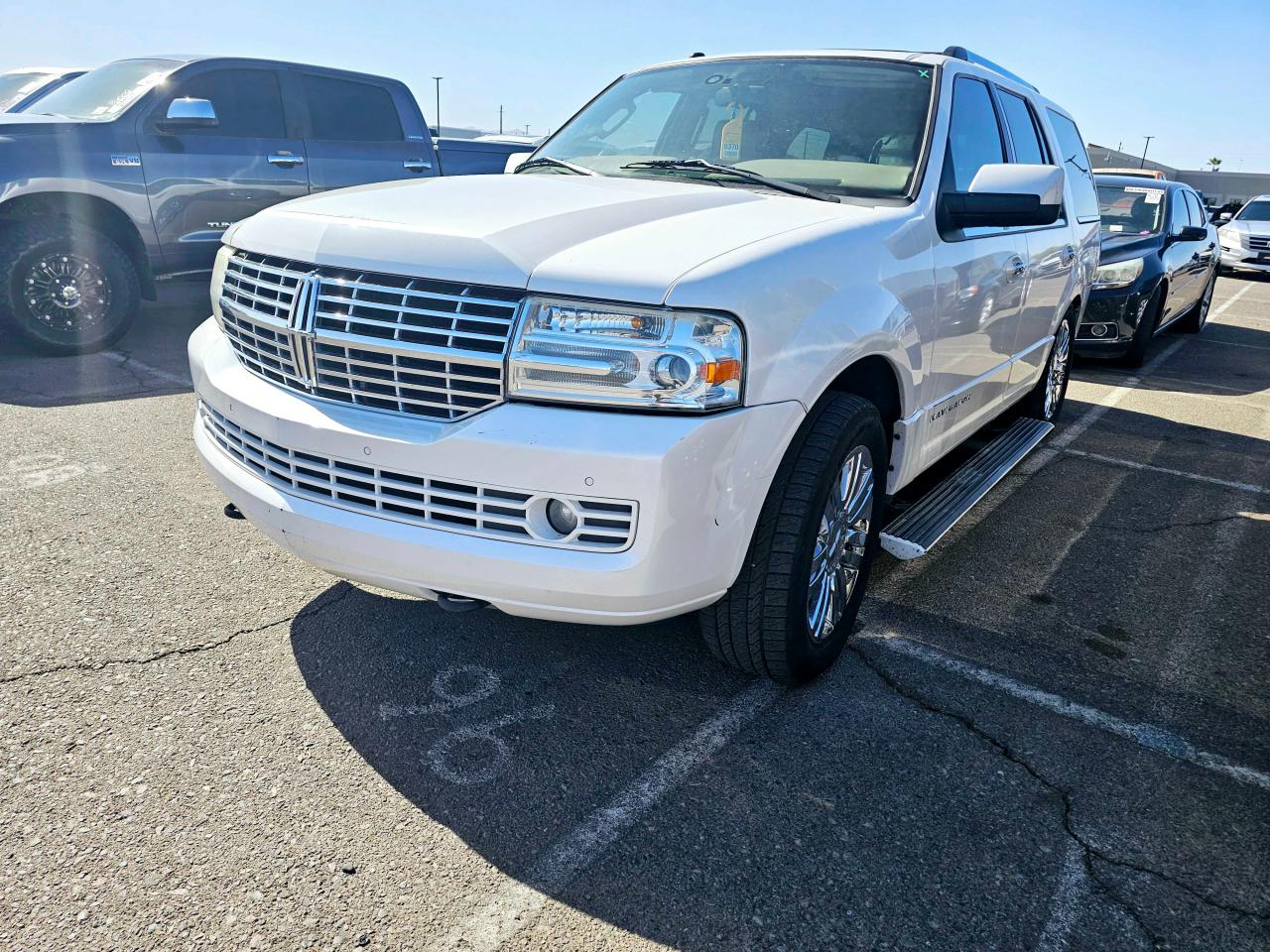 Lot #2959895318 2009 LINCOLN NAVIGATOR