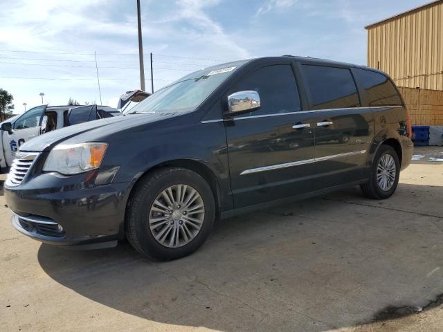 2016 CHRYSLER TOWN & COU - 2C4RC1CG4GR104987