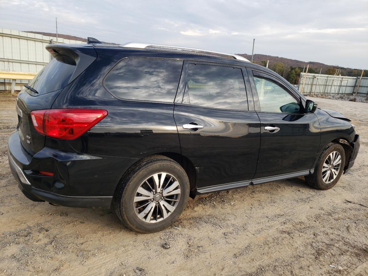 Lot #3027066838 2019 NISSAN PATHFINDER