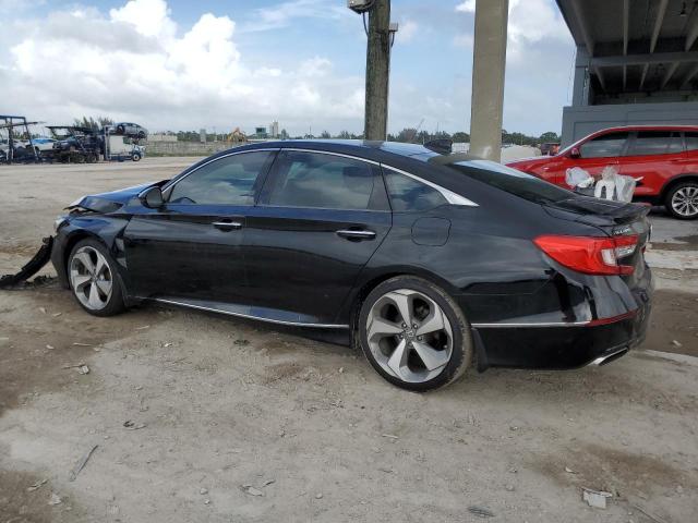 2018 HONDA ACCORD TOU 1HGCV1F95JA120660