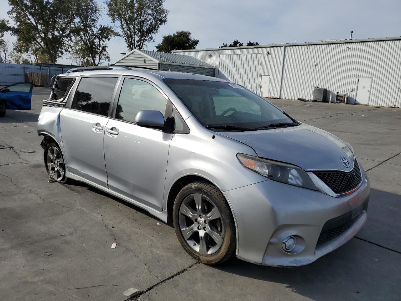 Lot #3034271061 2011 TOYOTA SIENNA SPO