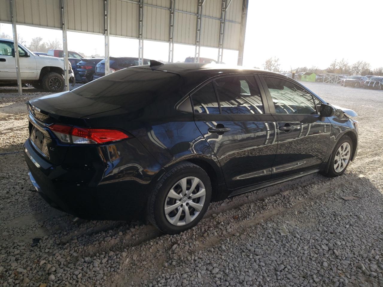 Lot #3033306818 2022 TOYOTA COROLLA LE