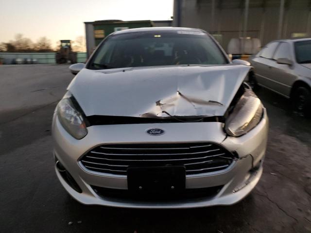 VIN 3FADP4EJ2KM124427 2019 FORD FIESTA no.5