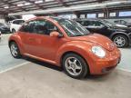 VOLKSWAGEN NEW BEETLE снимка