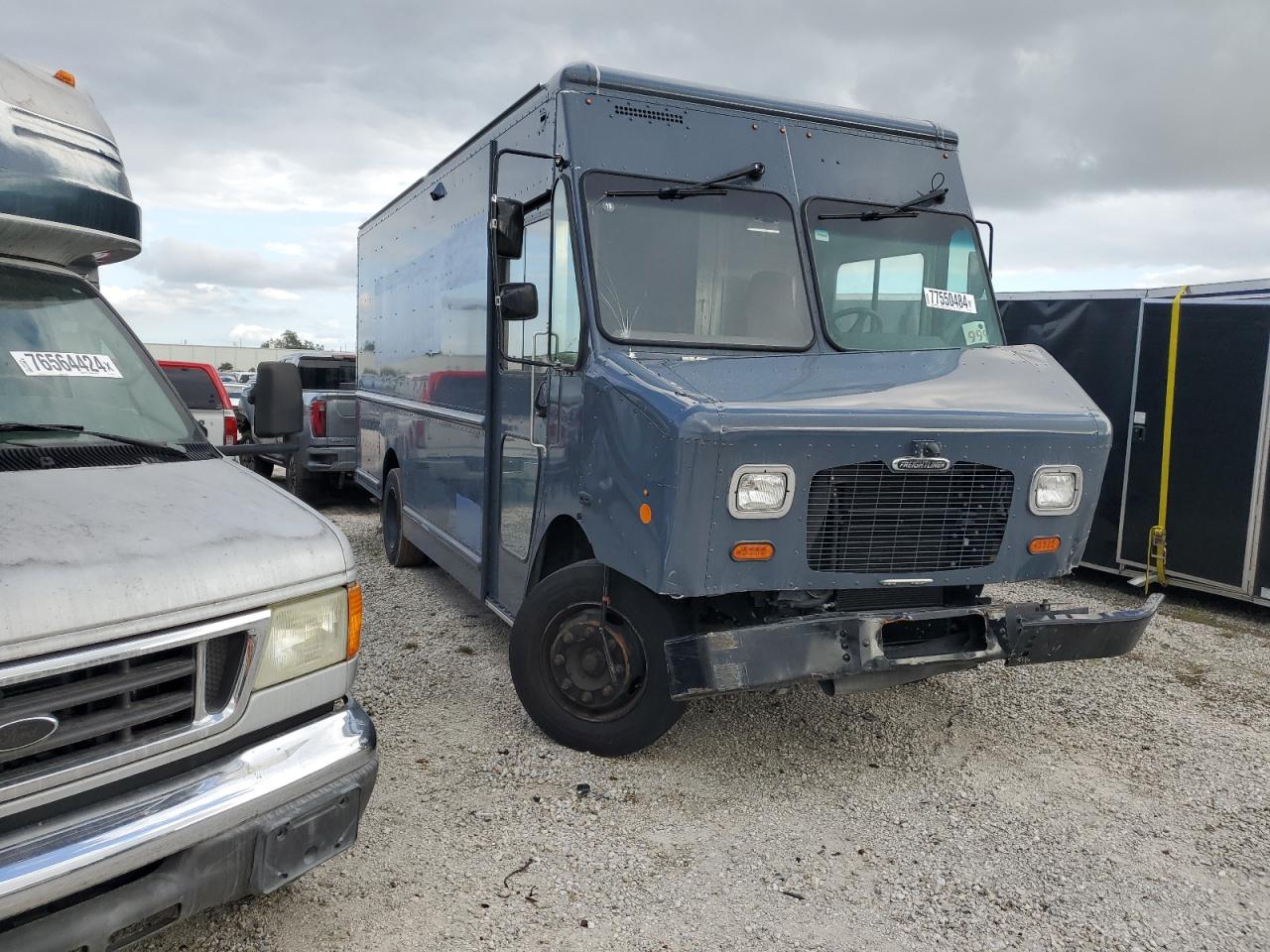 Lot #3028611951 2020 FREIGHTLINER CHASSIS M