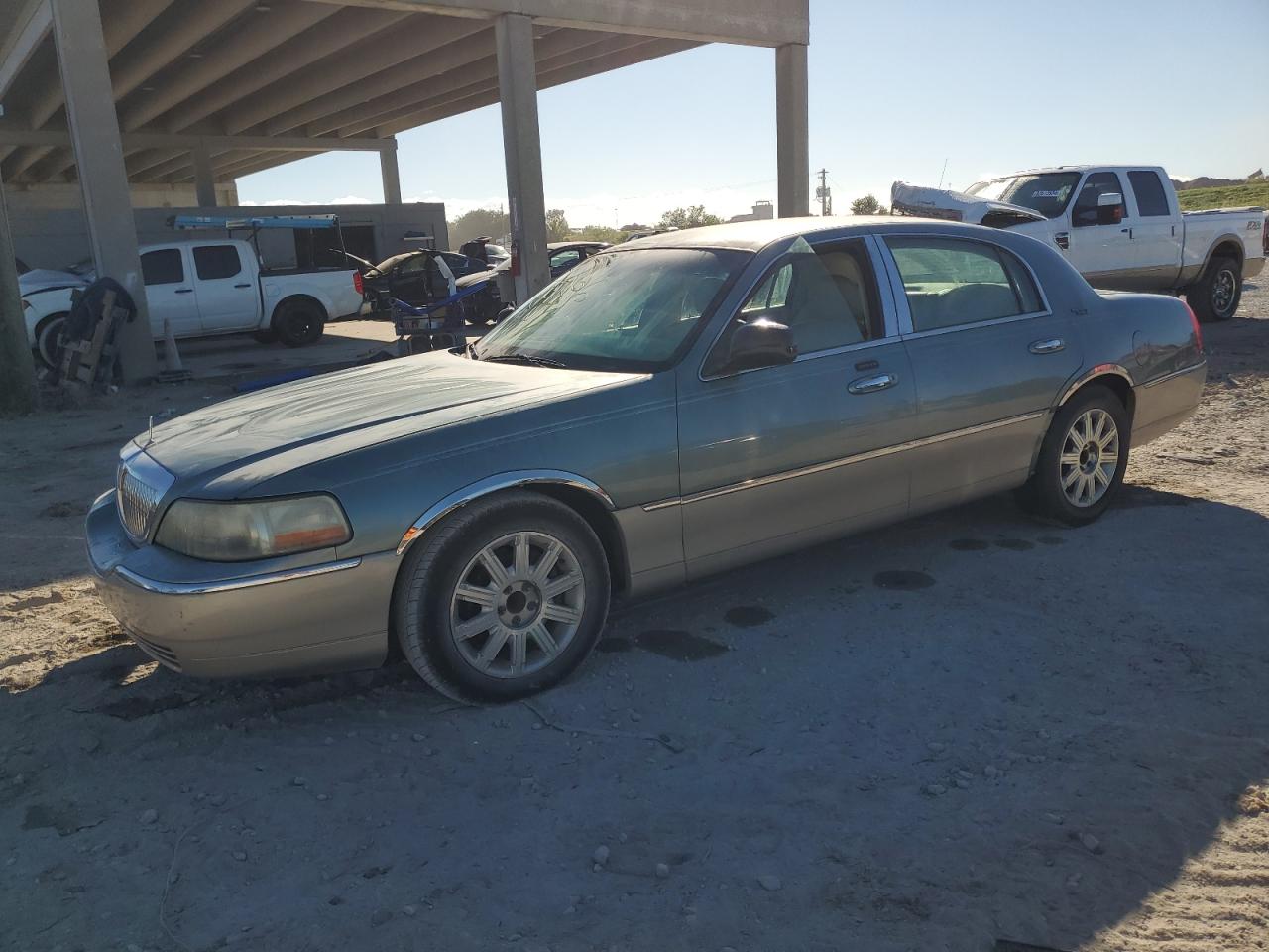 Lot #3008745119 2006 LINCOLN TOWN CAR S