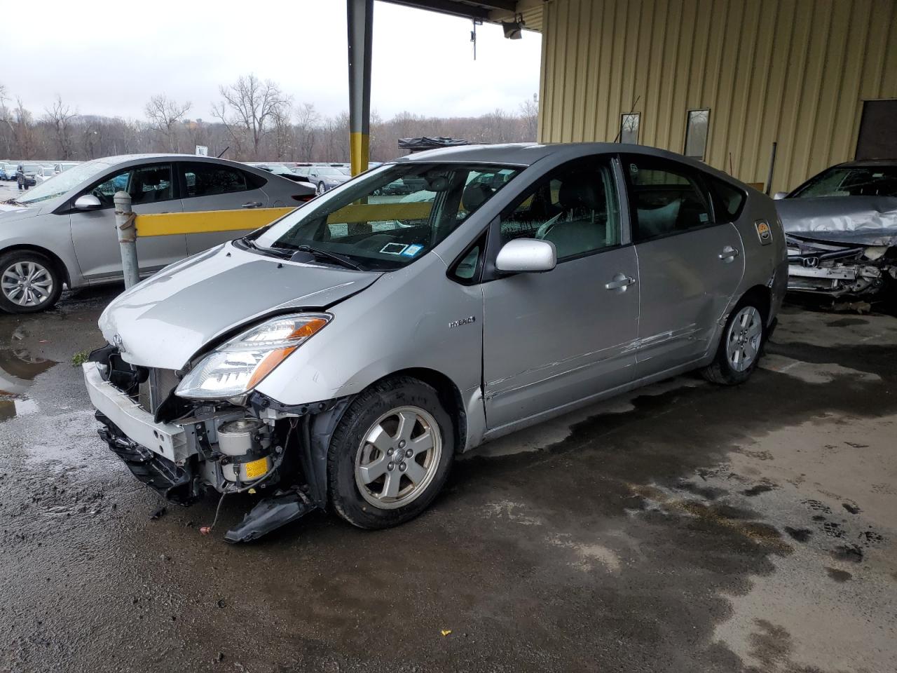  Salvage Toyota Prius