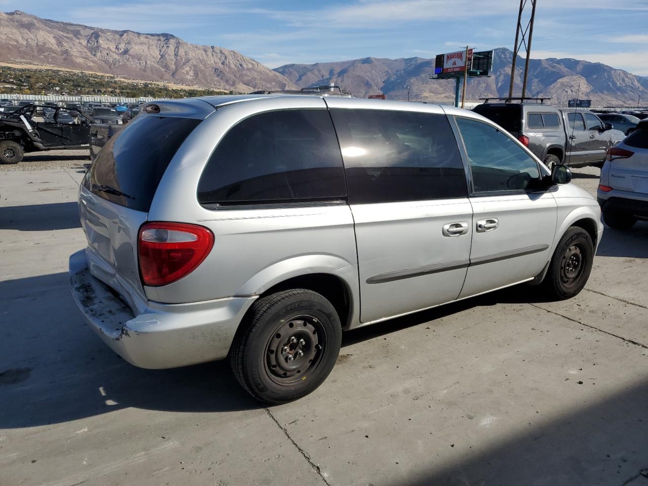 Lot #2977259176 2002 DODGE CARAVAN SP