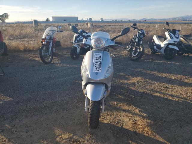 2006 PIAGGIO MOTORCYCLE ZAPM428F265002904
