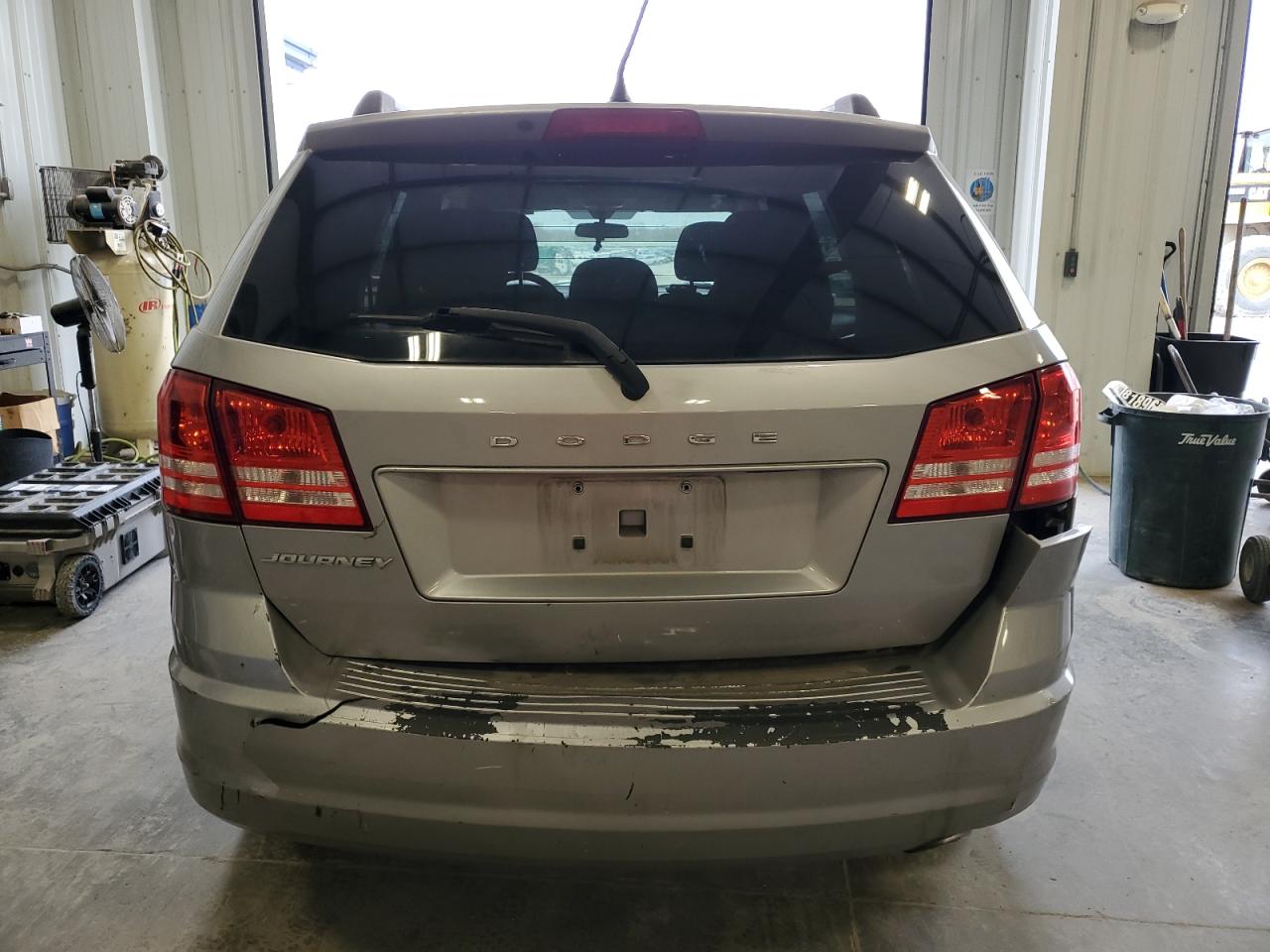 Lot #3030404457 2017 DODGE JOURNEY SE