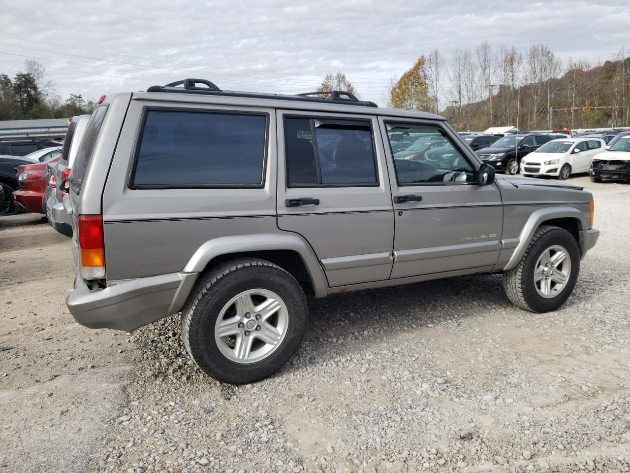 Lot #3025784341 2001 JEEP CHEROKEE C